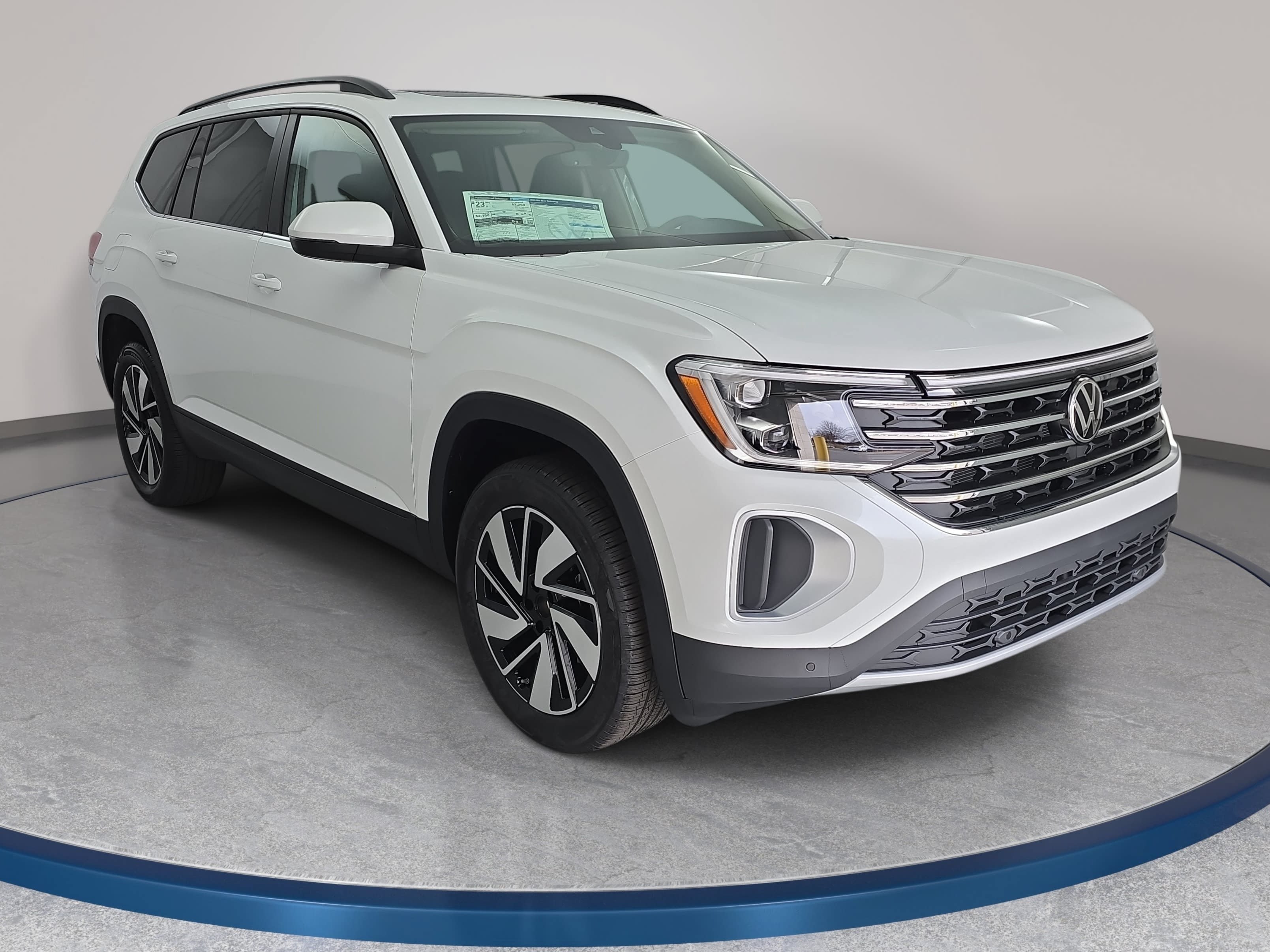 New 2026 Volkswagen Atlas SE FWD image 3
