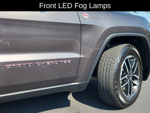 Used 2021 Jeep Grand Cherokee Trailhawk w/ Premium Lighting Group AWD/4WD image 17