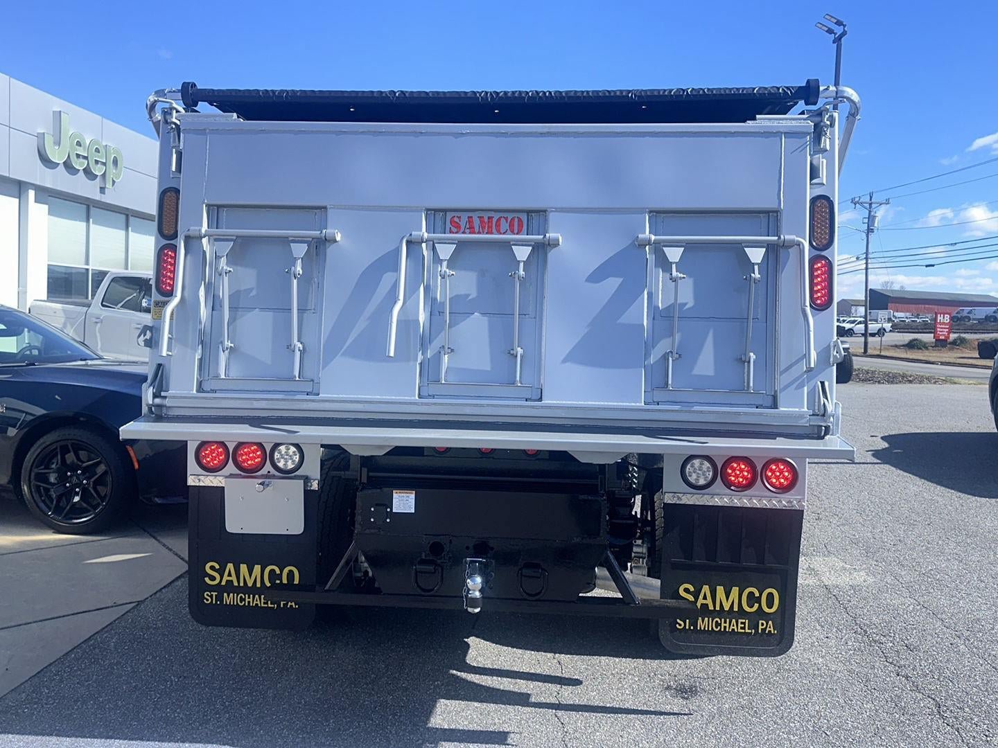 New 2026 RAM 5500 4x4 Regular Cab image 9