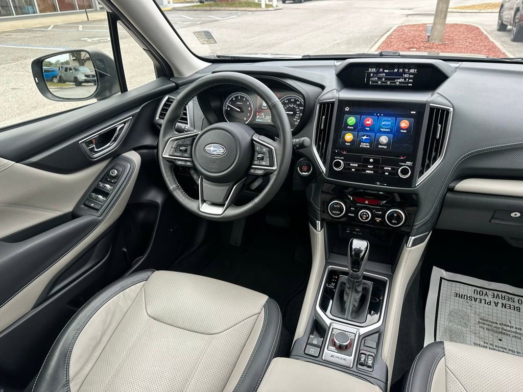 Used 2023 Subaru Forester Limited image 22