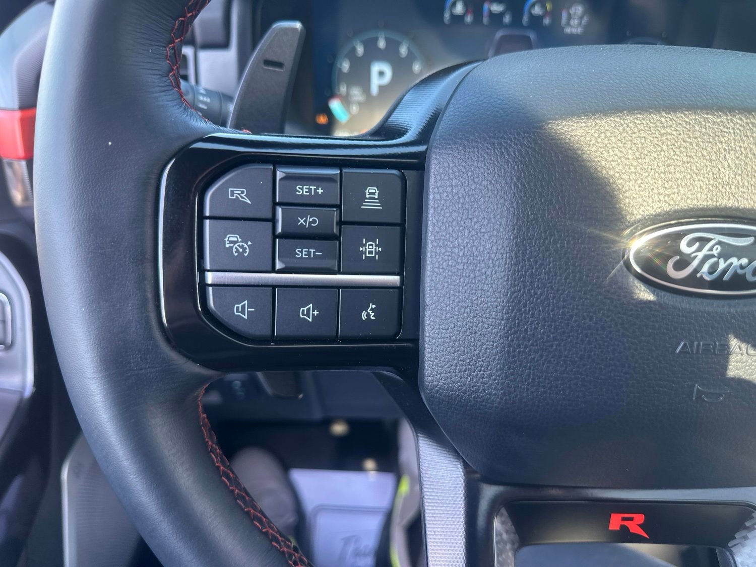 Used 2025 Ford F150 Raptor w/ Equipment Group 803A Raptor R AWD/4WD image 30
