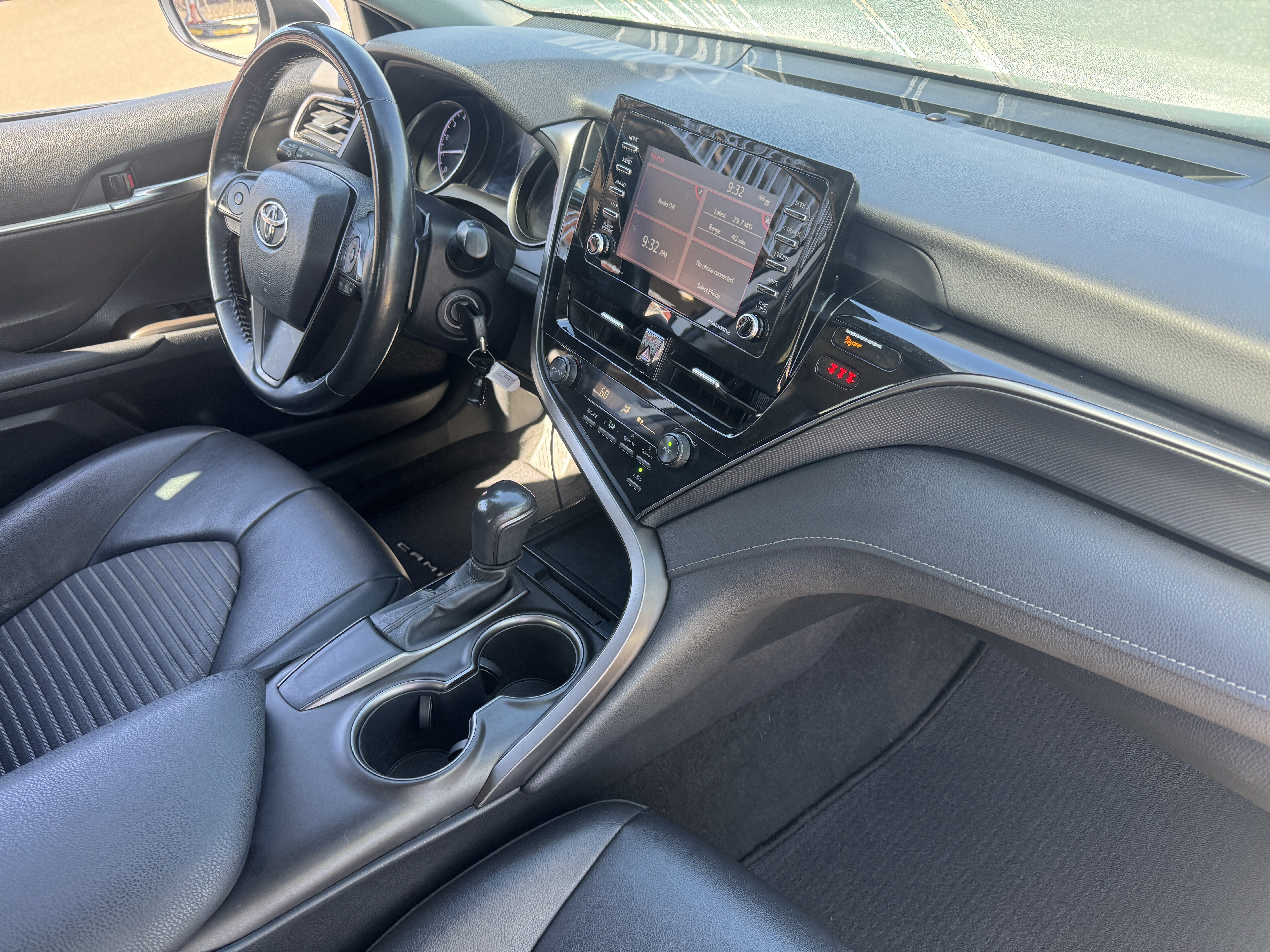 Certified 2021 Toyota Camry SE FWD image 28