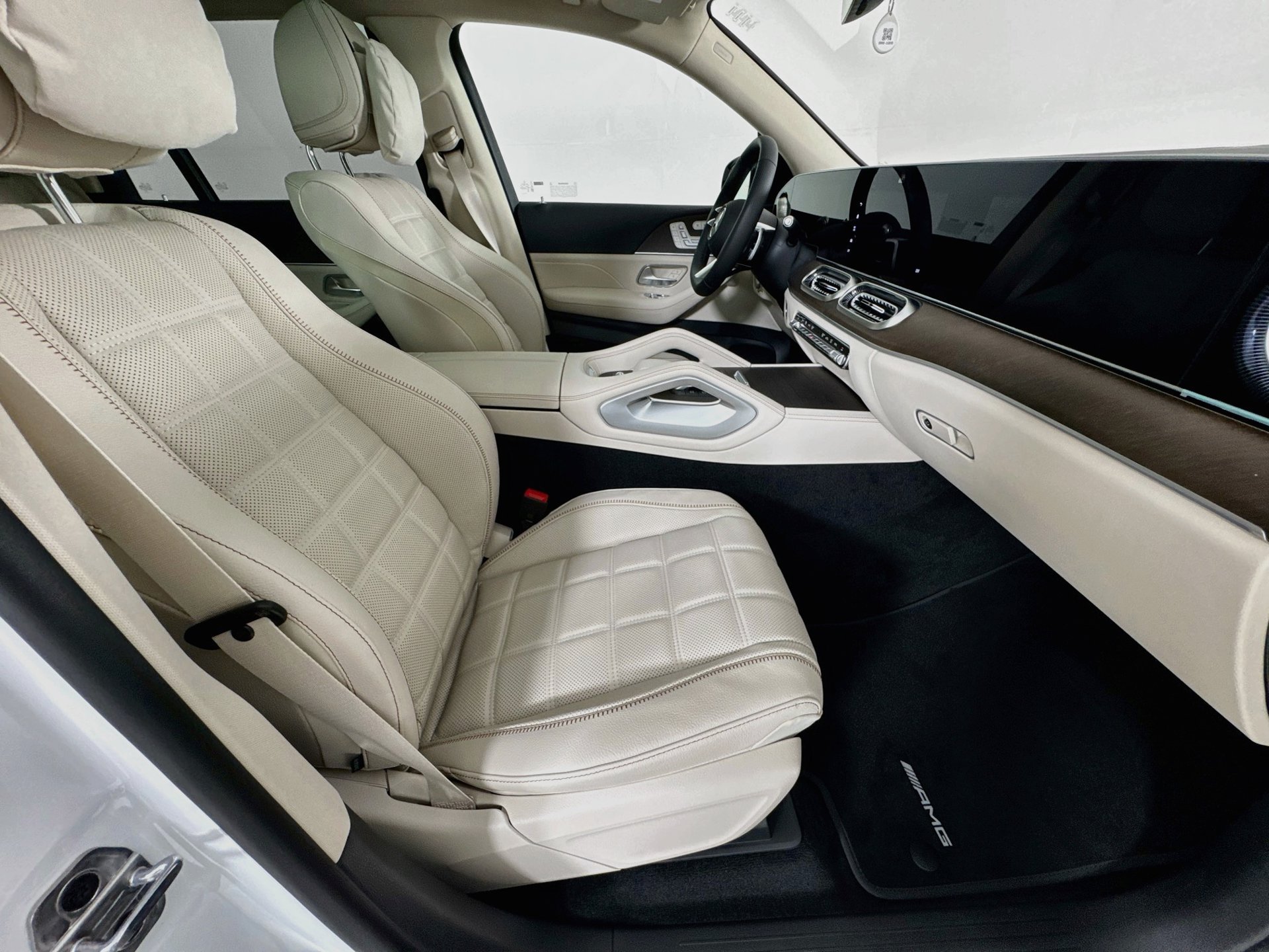 New 2027 Mercedes-Benz GLS 450 4MATIC image 32