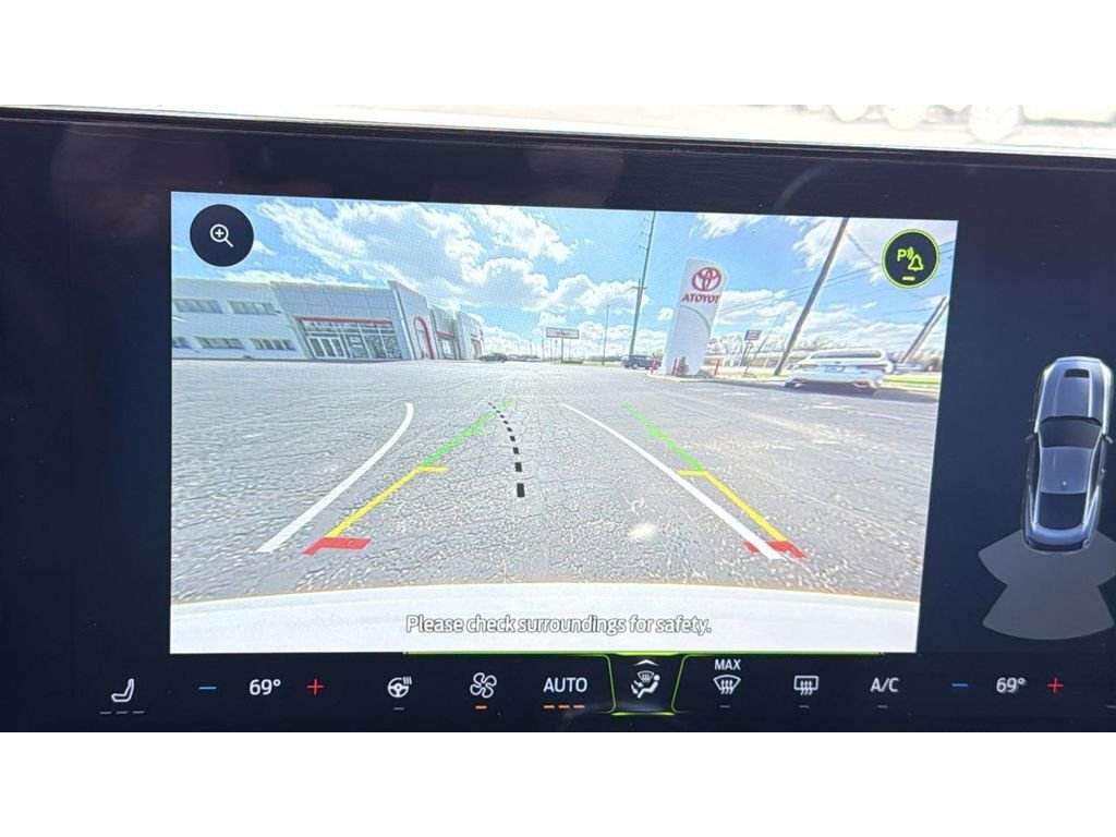 Used 2024 Ford Mustang Premium image 11