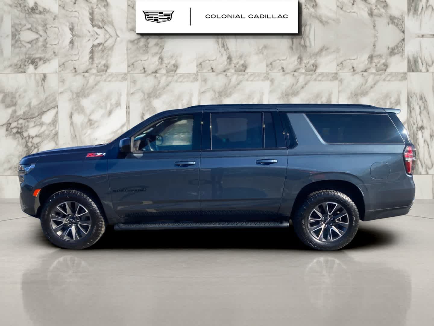 Used 2021 Chevrolet Suburban Z71 image 2