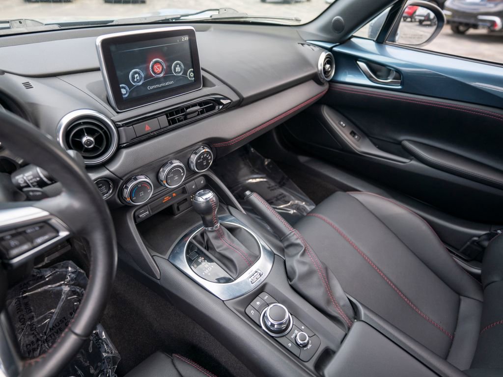 Used 2017 MAZDA MX-5 Miata RF Grand Touring RWD image 28