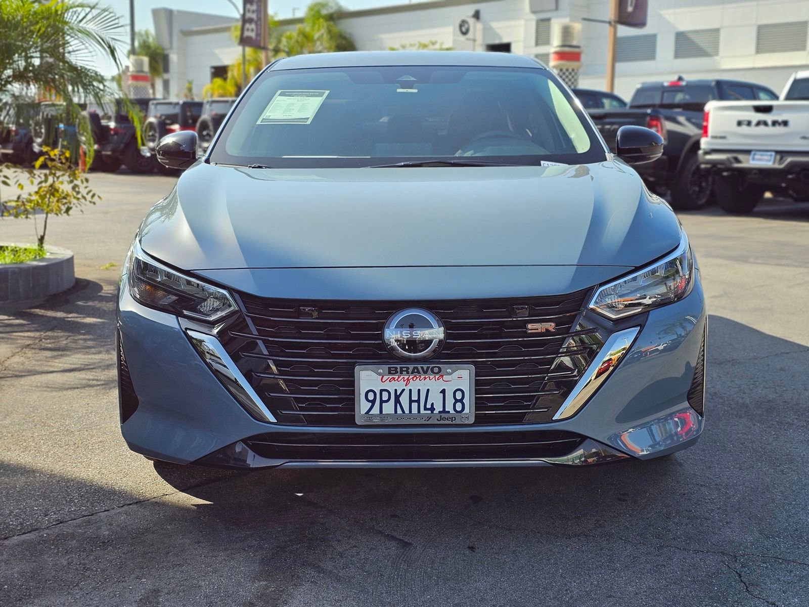 Used 2024 Nissan Sentra SR FWD image 2