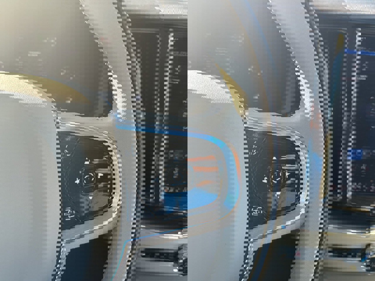 Certified 2023 Volvo XC60 B5 Core w/ Protection Package Premier image 20