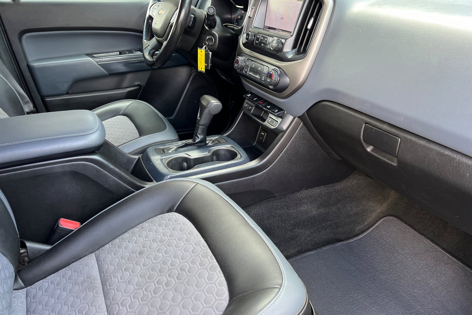 Used 2017 Chevrolet Colorado Z71 image 12