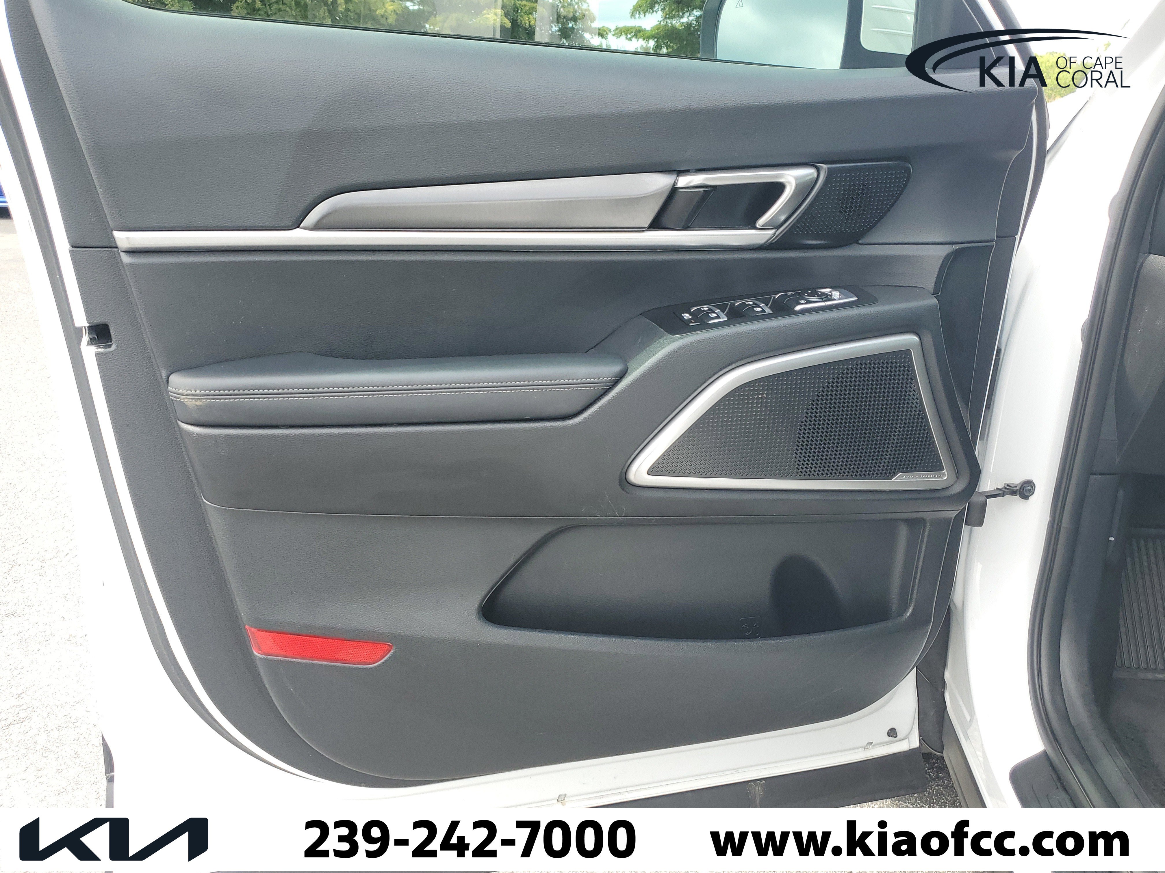 Certified 2023 Kia Telluride S image 18