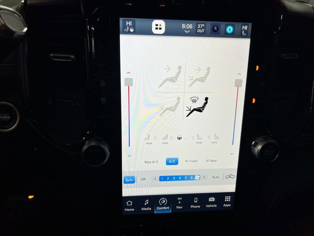 Used 2024 RAM 3500 Limited image 17