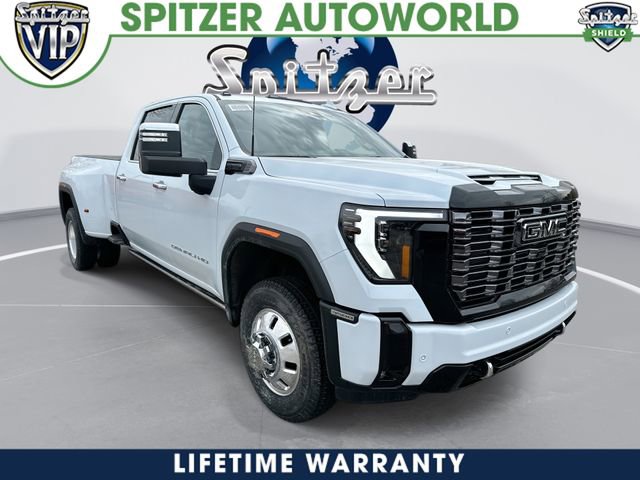 New 2026 GMC Sierra 3500 Denali Ultimate w/ LPO, Black Badging Package image 1