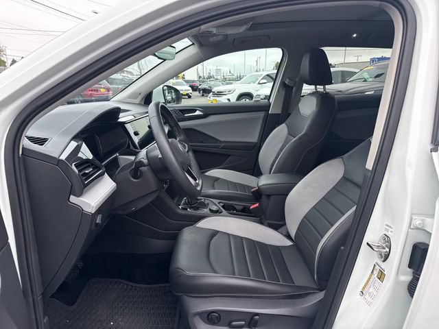 Used 2023 Volkswagen Taos SEL AWD/4WD image 15