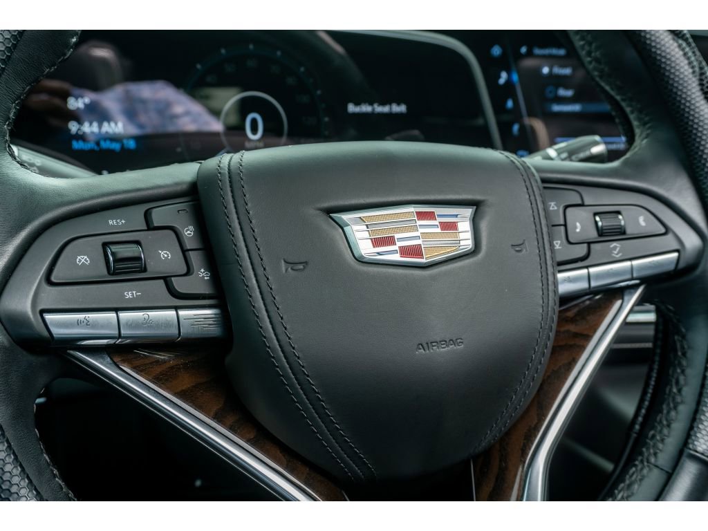 Used 2022 Cadillac Escalade Sport Platinum w/ LPO, ONYX Package AWD/4WD image 35