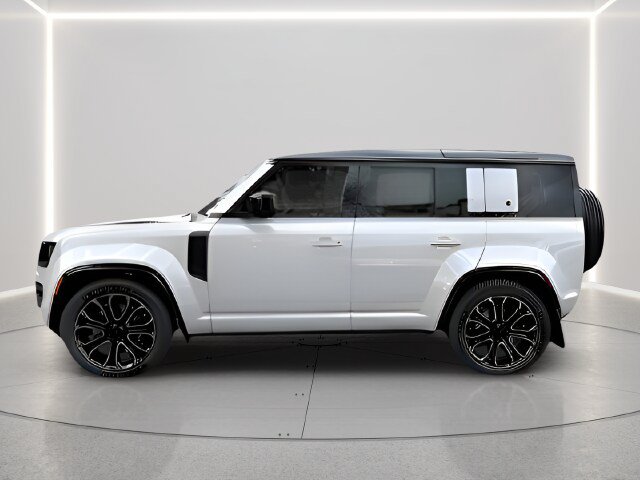 New 2026 Land Rover Defender 110 OCTA AWD/4WD image 9