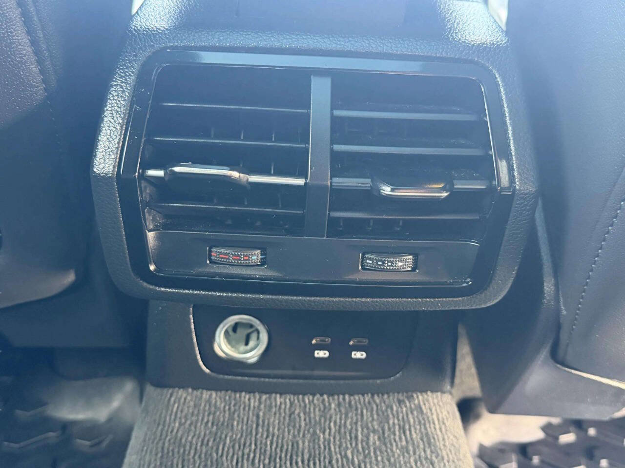 Used 2022 Audi Q3 2.0T Premium image 27