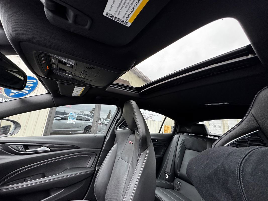 Used 2020 Buick Regal GS image 24