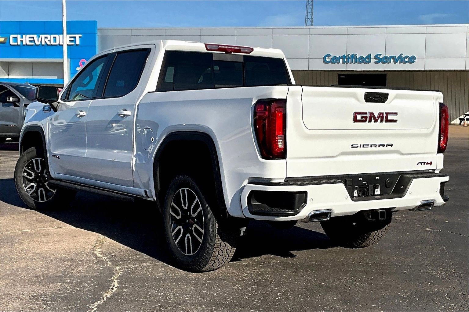 New 2026 GMC Sierra 1500 AT4 w/ AT4 Premium Package image 3
