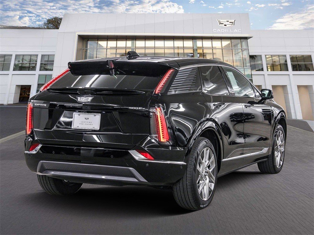 Certified 2025 Cadillac Optiq Luxury 1 image 6