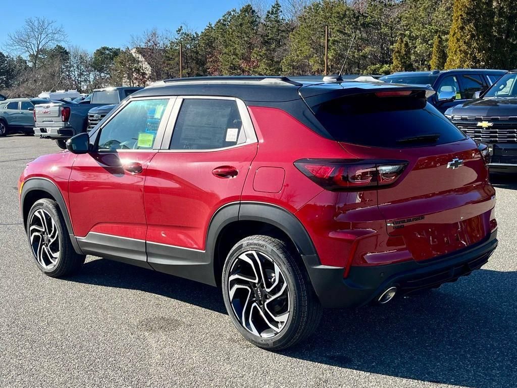 New 2026 Chevrolet TrailBlazer RS w/ Convenience Package AWD/4WD image 3