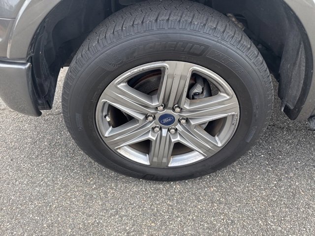 Used 2019 Ford F150 XLT w/ Equipment Group 302A Luxury image 8