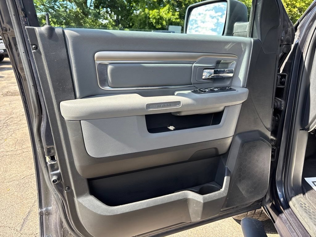 Used 2020 RAM 1500 Warlock AWD/4WD image 17