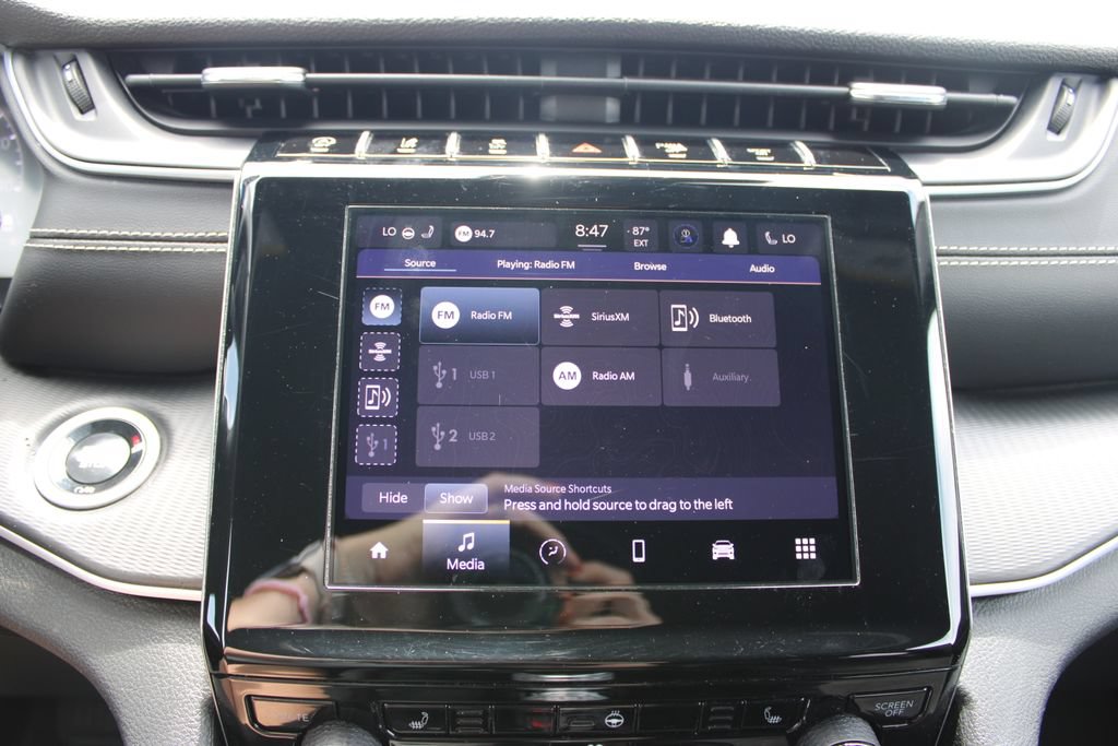Used 2024 Jeep Grand Cherokee Altitude AWD/4WD image 50