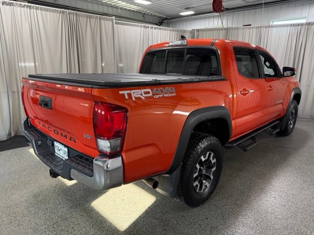 Used 2016 Toyota Tacoma TRD Off-Road w/ Towing Package AWD/4WD image 4