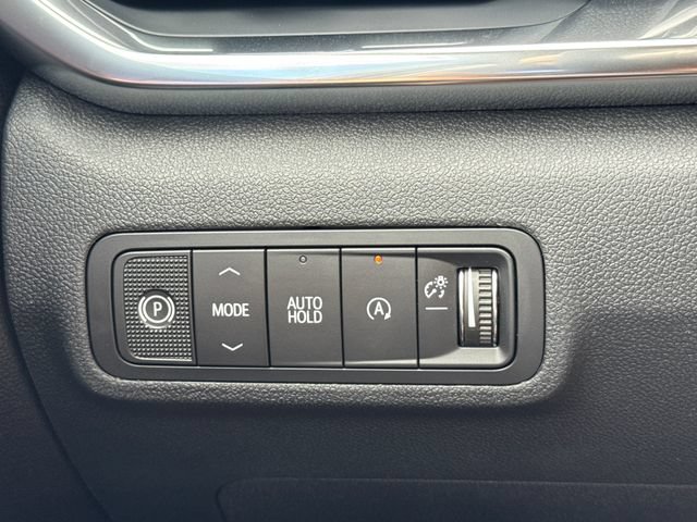 New 2027 GMC Terrain Elevation w/ LPO, Floor Liner Package FWD image 30