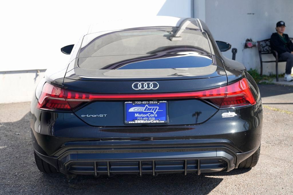 Used 2022 Audi e-tron GT Premium Plus AWD/4WD image 6