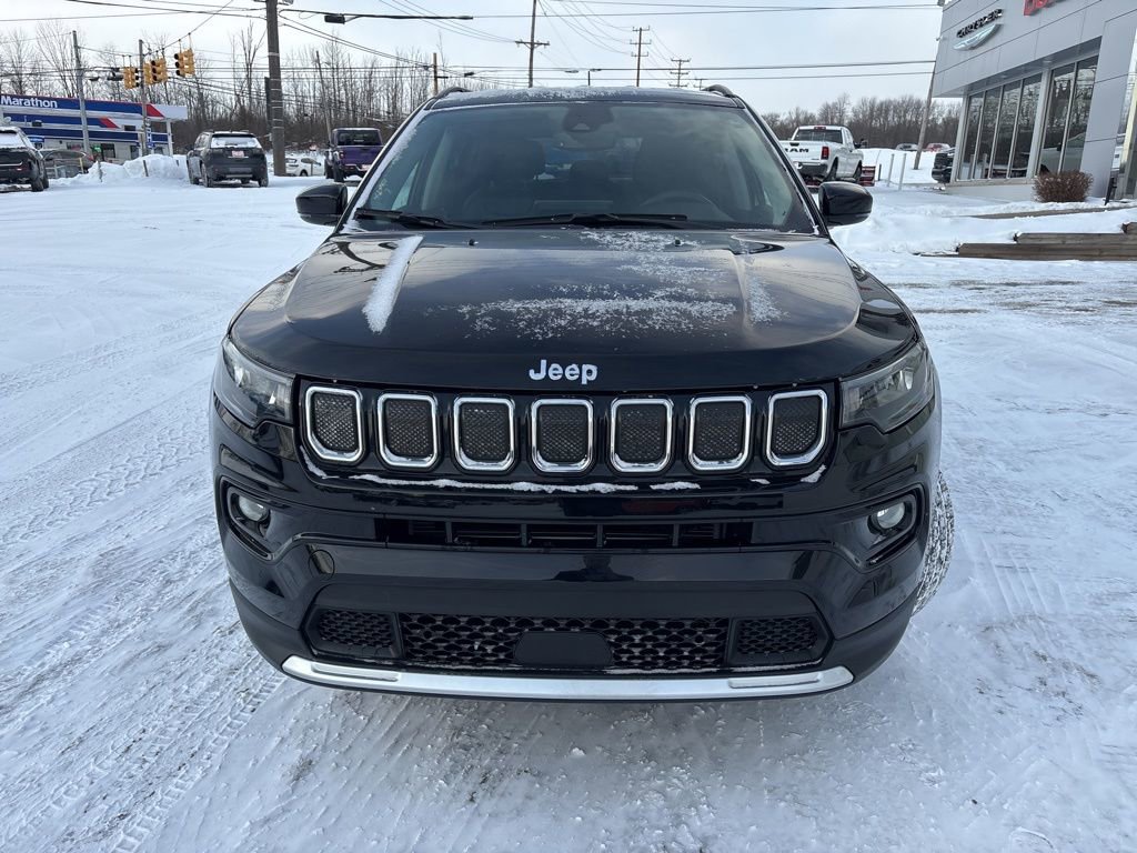 Certified 2022 Jeep Compass Limited image 3