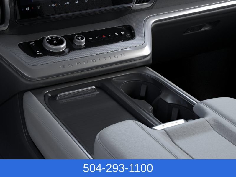 New 2026 Ford Expedition Active RWD image 17