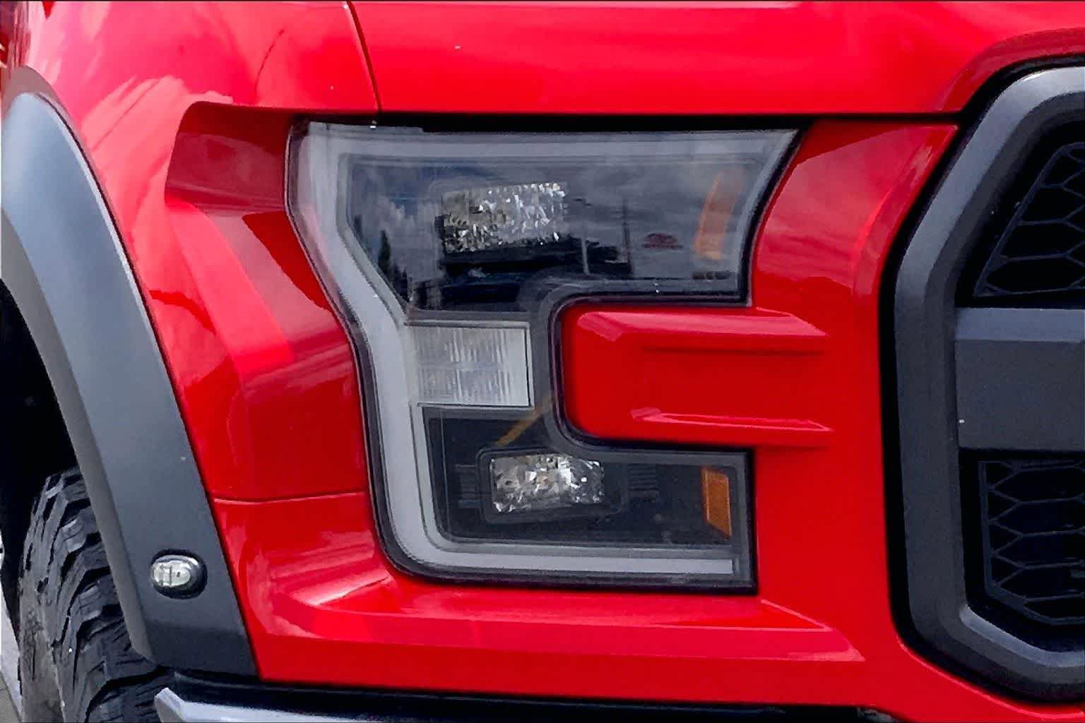 Used 2019 Ford F150 Raptor w/ Equipment Group 802A Luxury AWD/4WD image 28