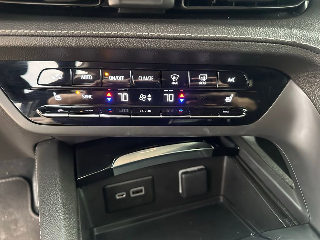 Used 2022 Buick Envision Preferred image 21