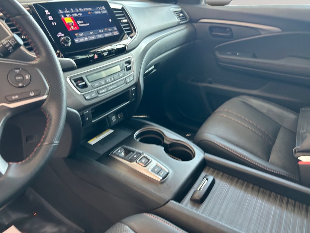 Certified 2023 Honda Passport TrailSport image 10