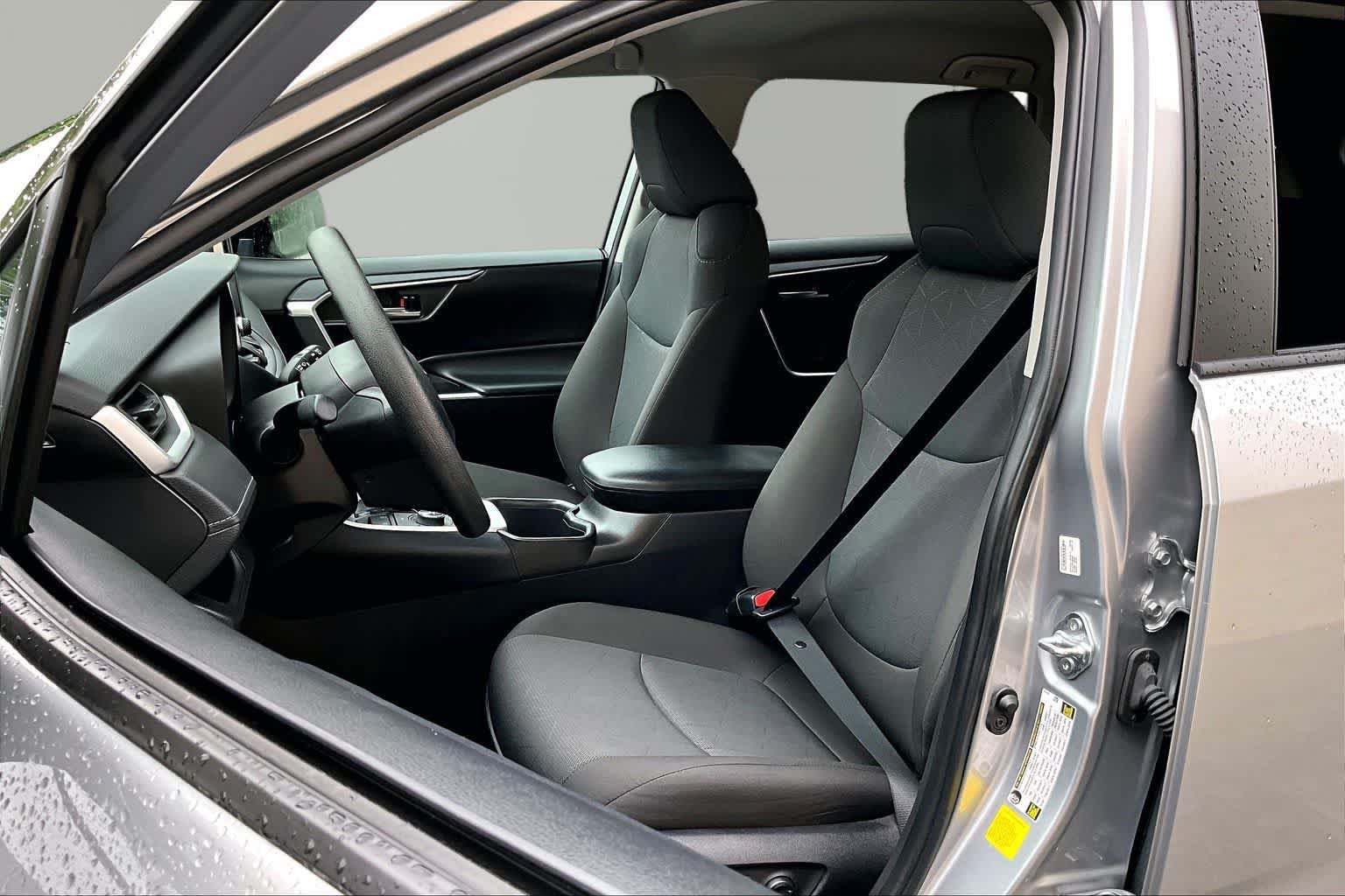 Certified 2025 Toyota RAV4 XLE AWD/4WD image 8