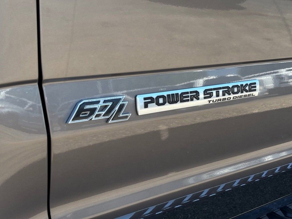 Used 2020 Ford F250 Lariat w/ Lariat Value Package image 12