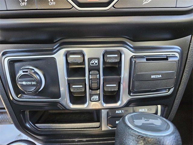 Used 2020 Jeep Wrangler Unlimited Sahara w/ Cold Weather Group image 25