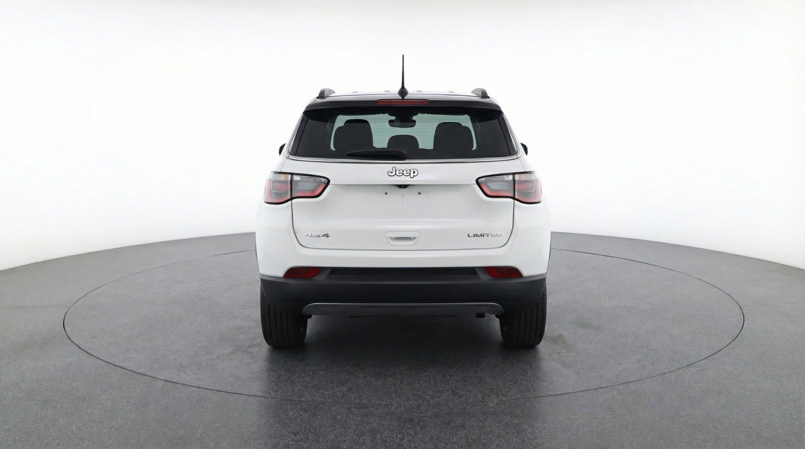 Used 2025 Jeep Compass Trailhawk AWD/4WD image 7