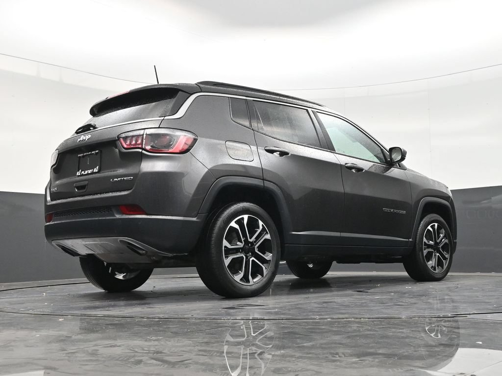 Used 2023 Jeep Compass Limited AWD/4WD image 24