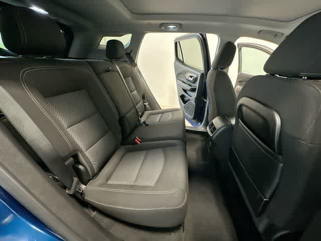 Used 2023 GMC Terrain SLE w/ Driver Convenience Package AWD/4WD image 23