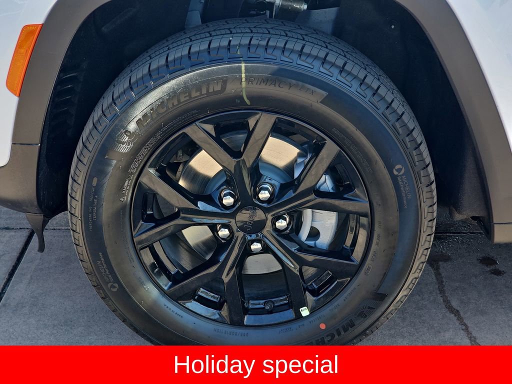 New 2025 Jeep Grand Cherokee Altitude image 36