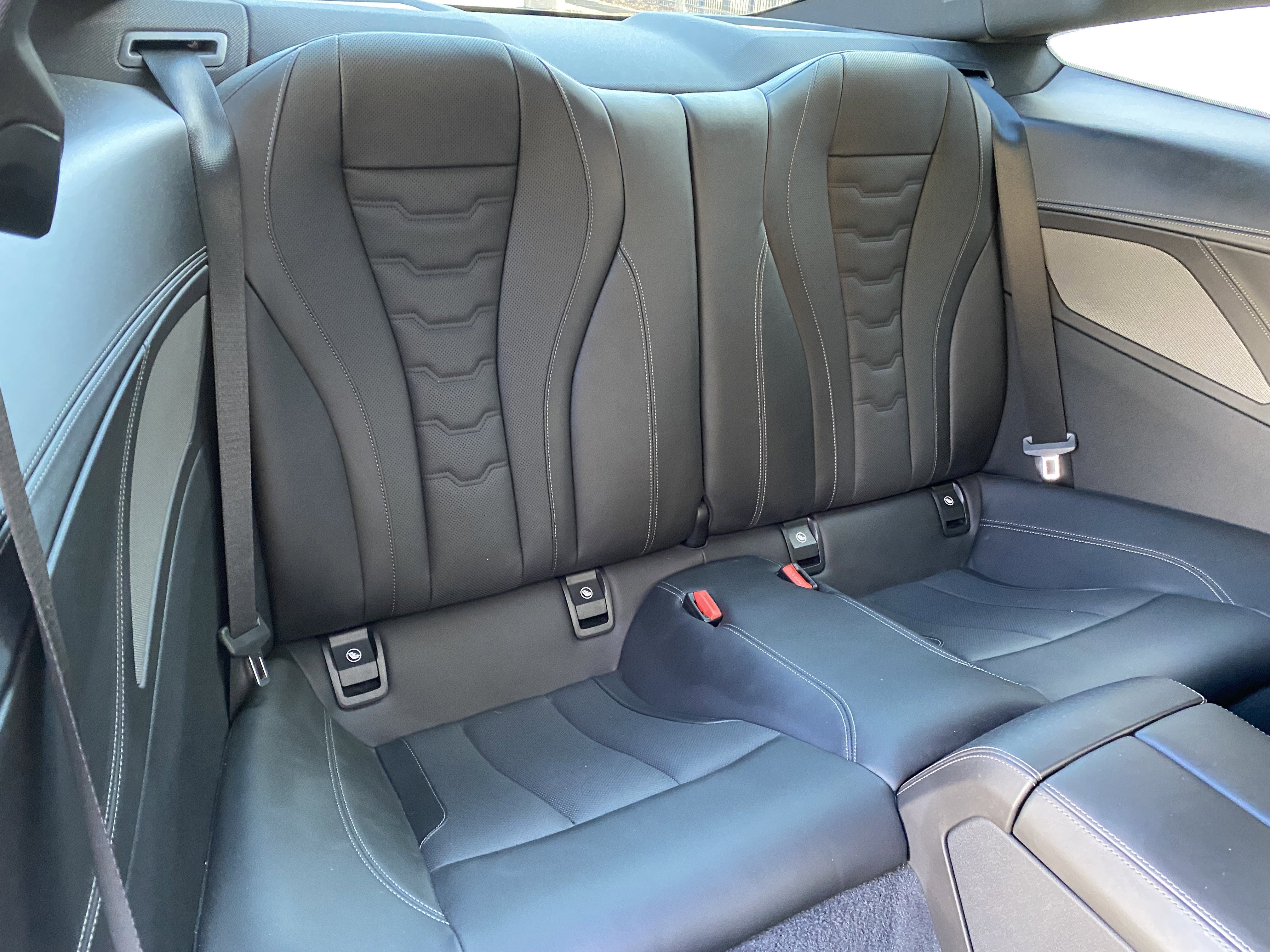 Used 2019 BMW M850i xDrive M850i xDrive w/ M Carbon Exterior Package image 35