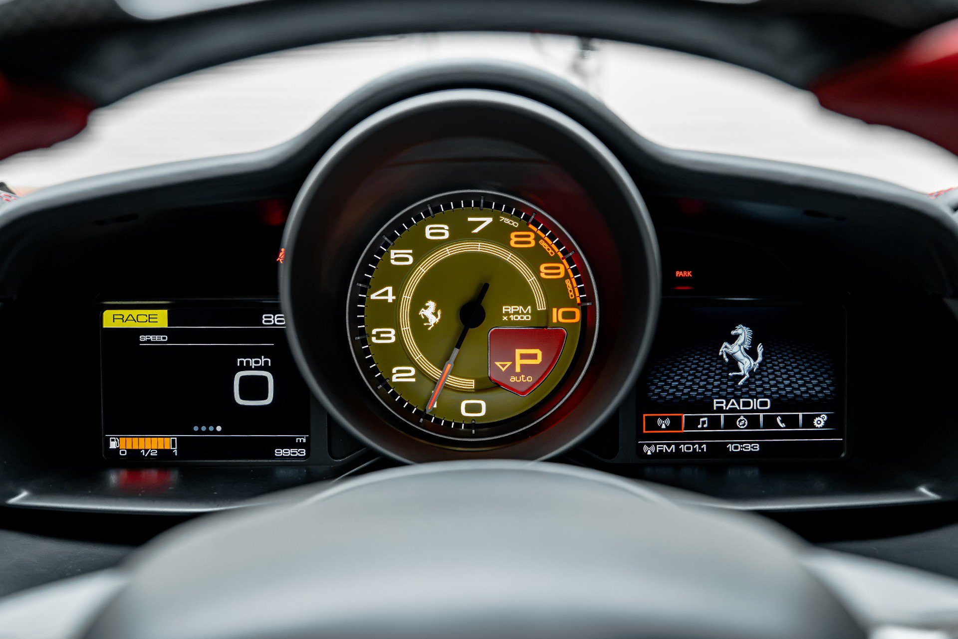 Used 2018 Ferrari 488 GTB RWD image 59