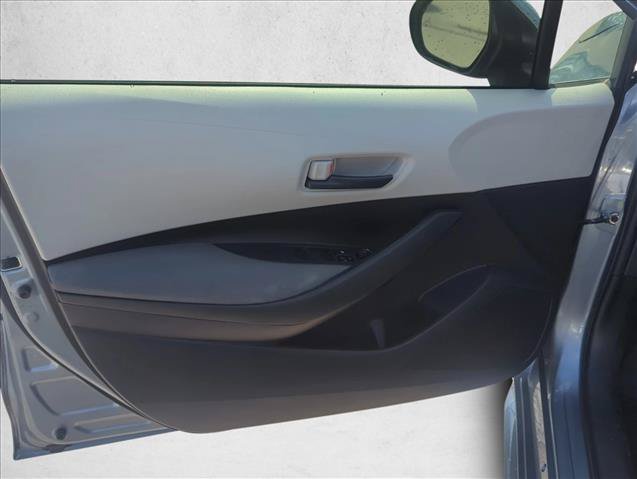 Certified 2022 Toyota Corolla LE FWD image 10