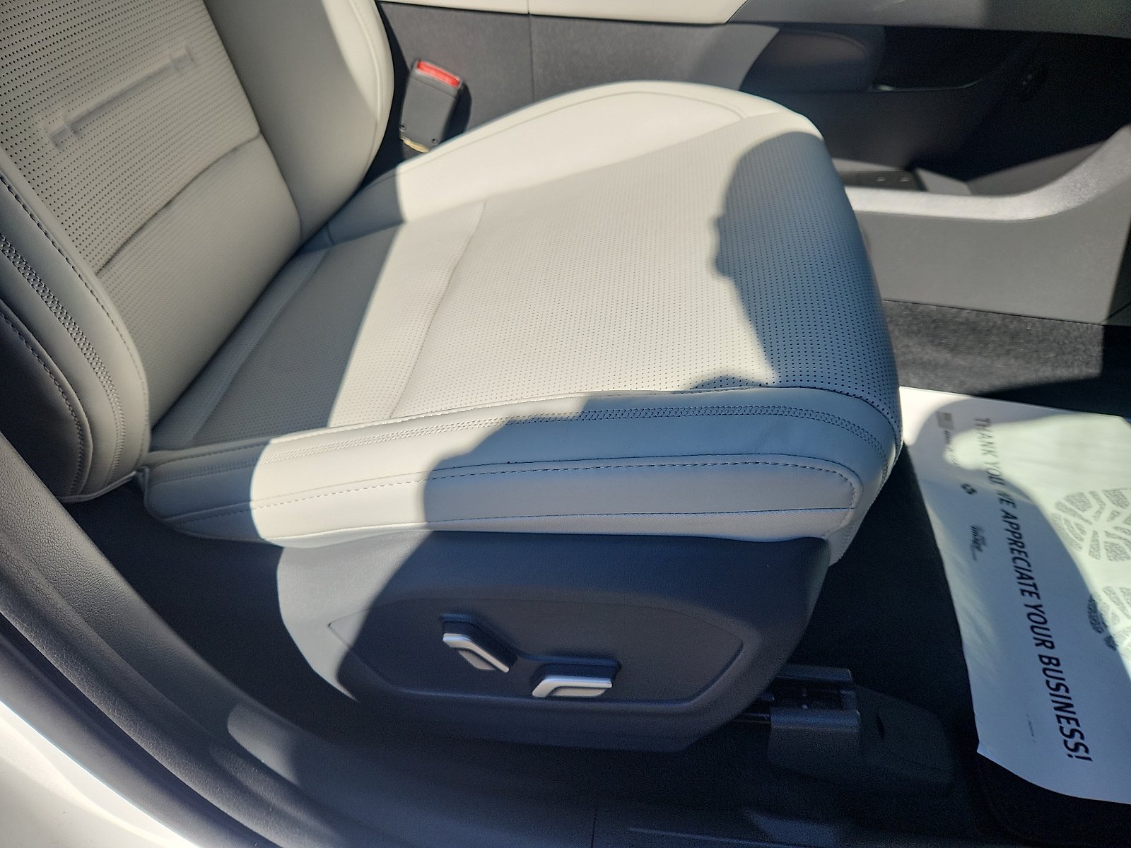 New 2025 Hyundai Santa Fe Calligraphy AWD/4WD image 36