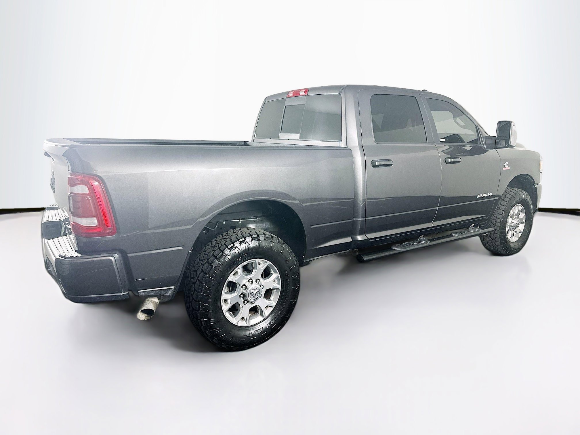 Used 2024 RAM 2500 Laramie w/ Safety Group image 9