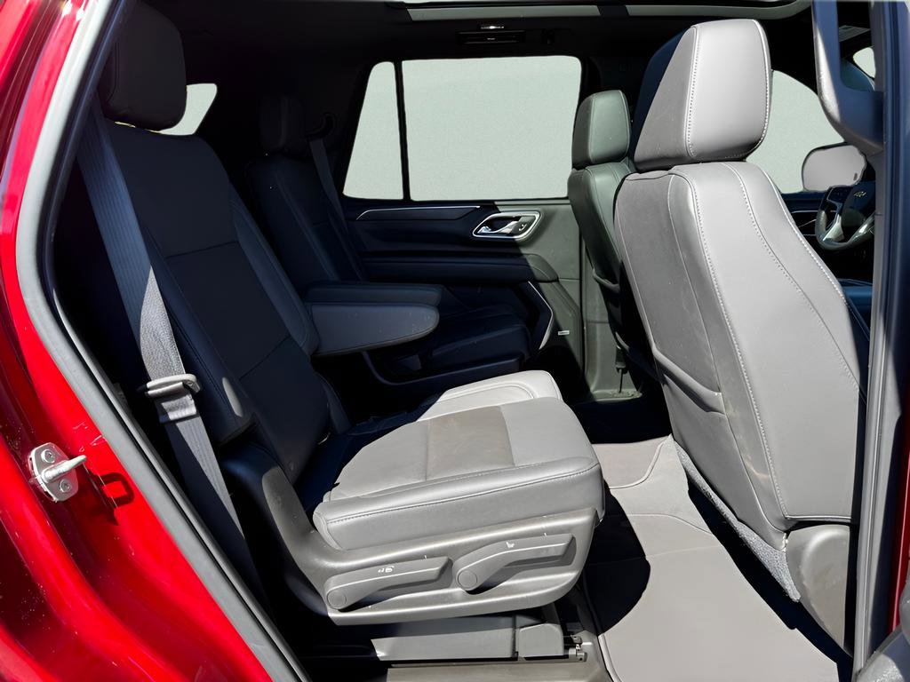 Used 2021 Chevrolet Tahoe LT w/ Luxury Package image 32