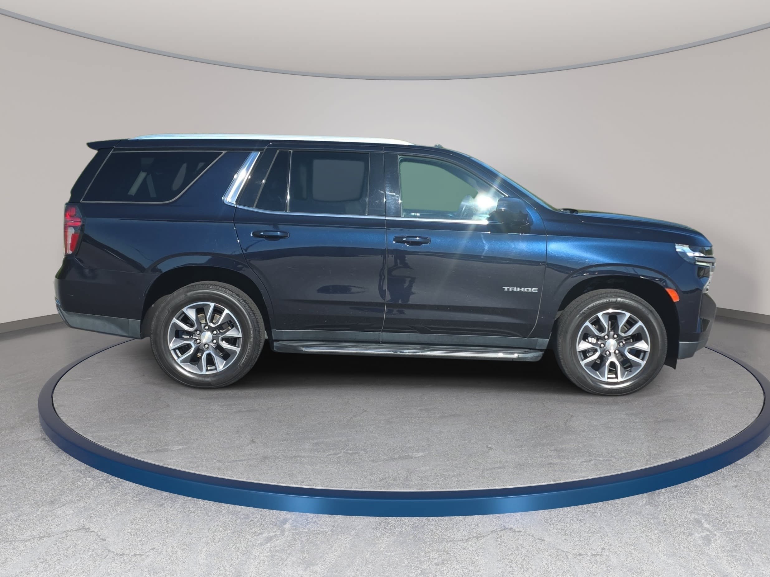 Used 2021 Chevrolet Tahoe LT AWD/4WD image 4