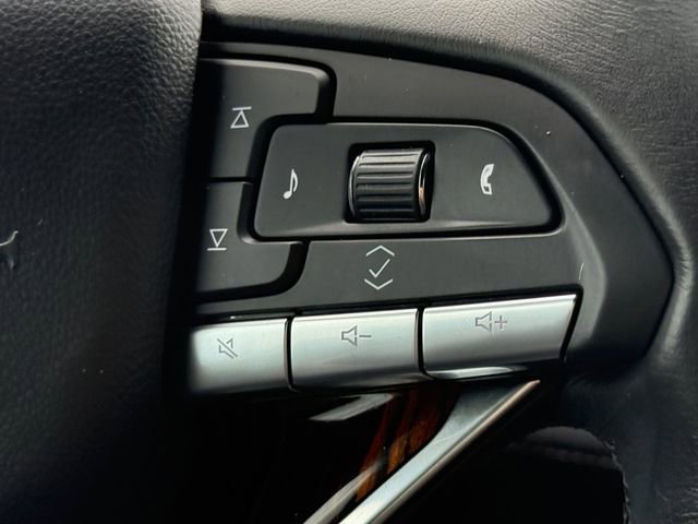 Used 2021 Cadillac Escalade ESV Premium Luxury image 12